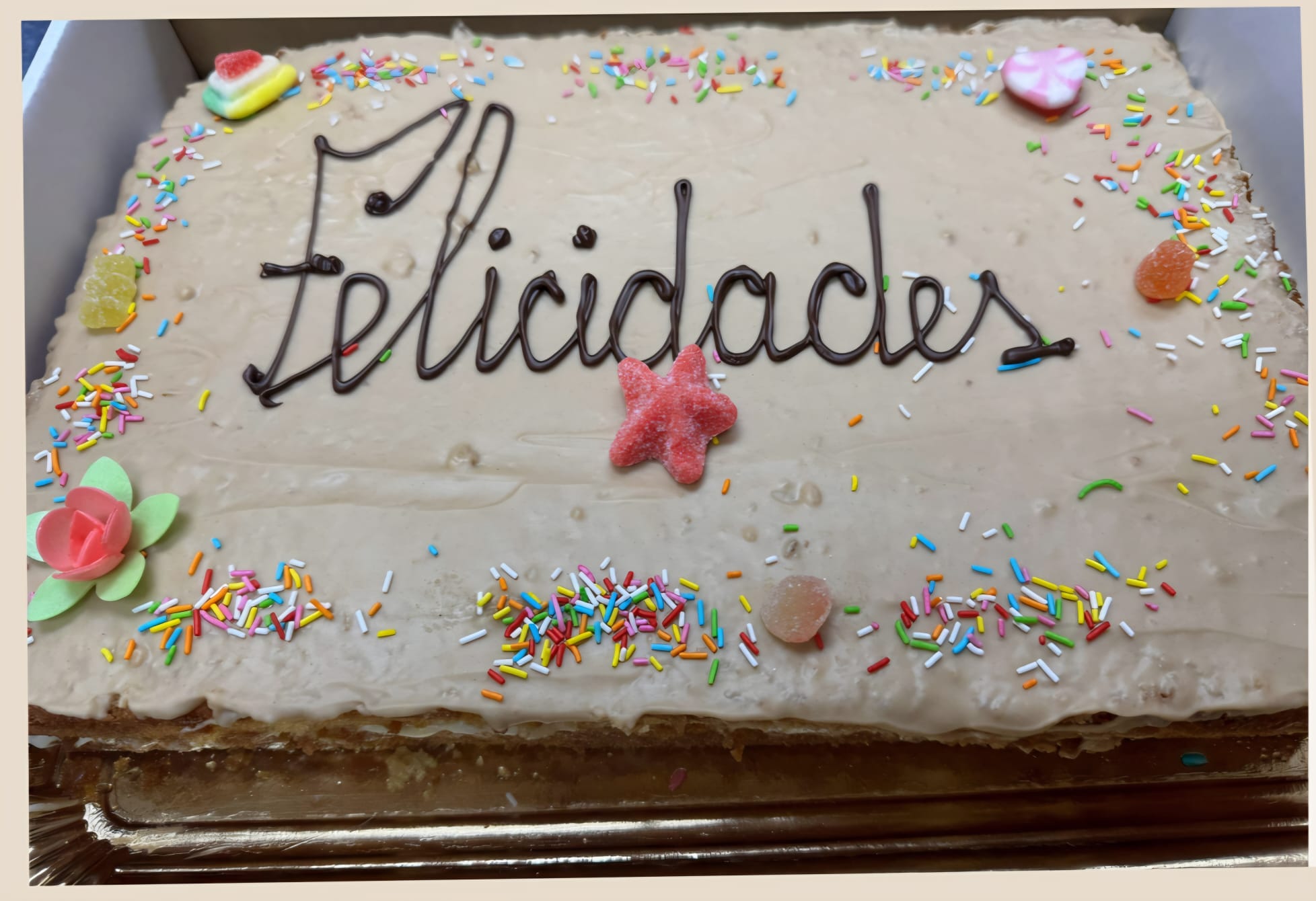 Tarta de cumpleaños Felicidades